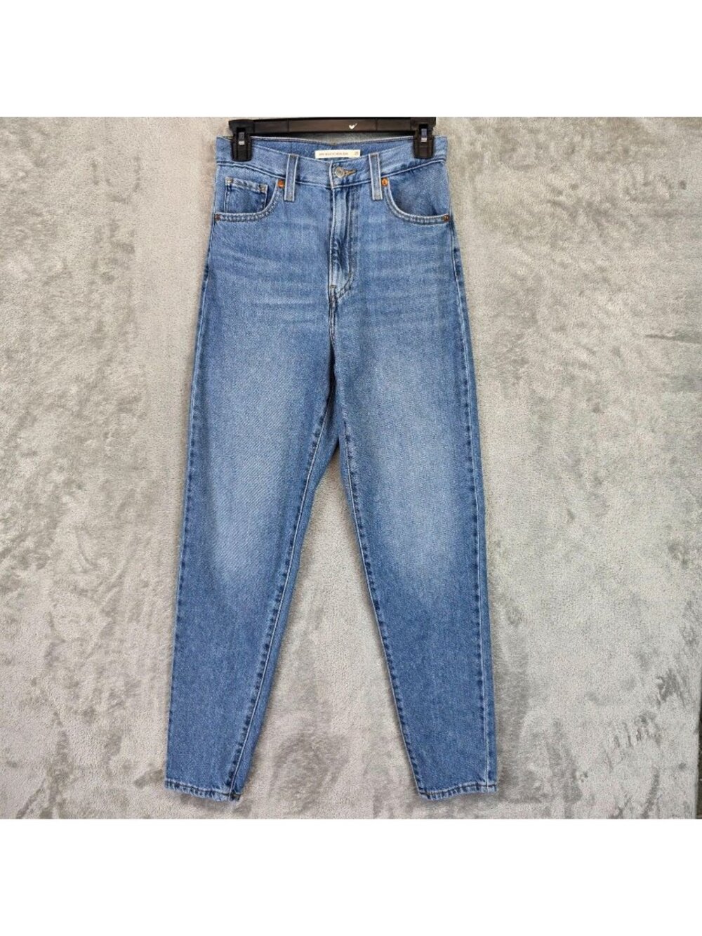 Levis High Waisted Mom Jeans Womens 25 Blue Med Wash High Rise Rigid Denim